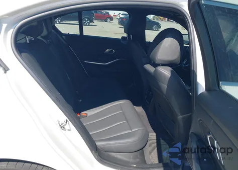 2019 BMW 330I xDrive z USA, uszkodzony, nr VIN WBA5R7C50KAJ79632